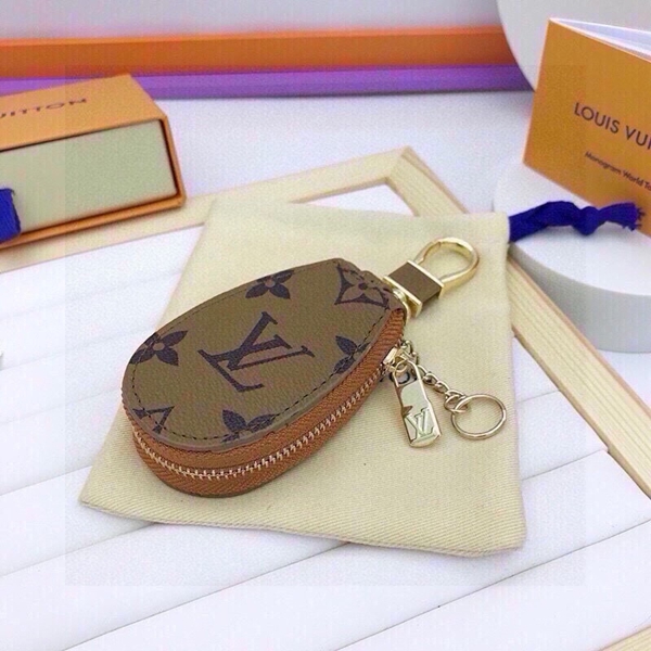 ブランドキーホルダー背面デザイン